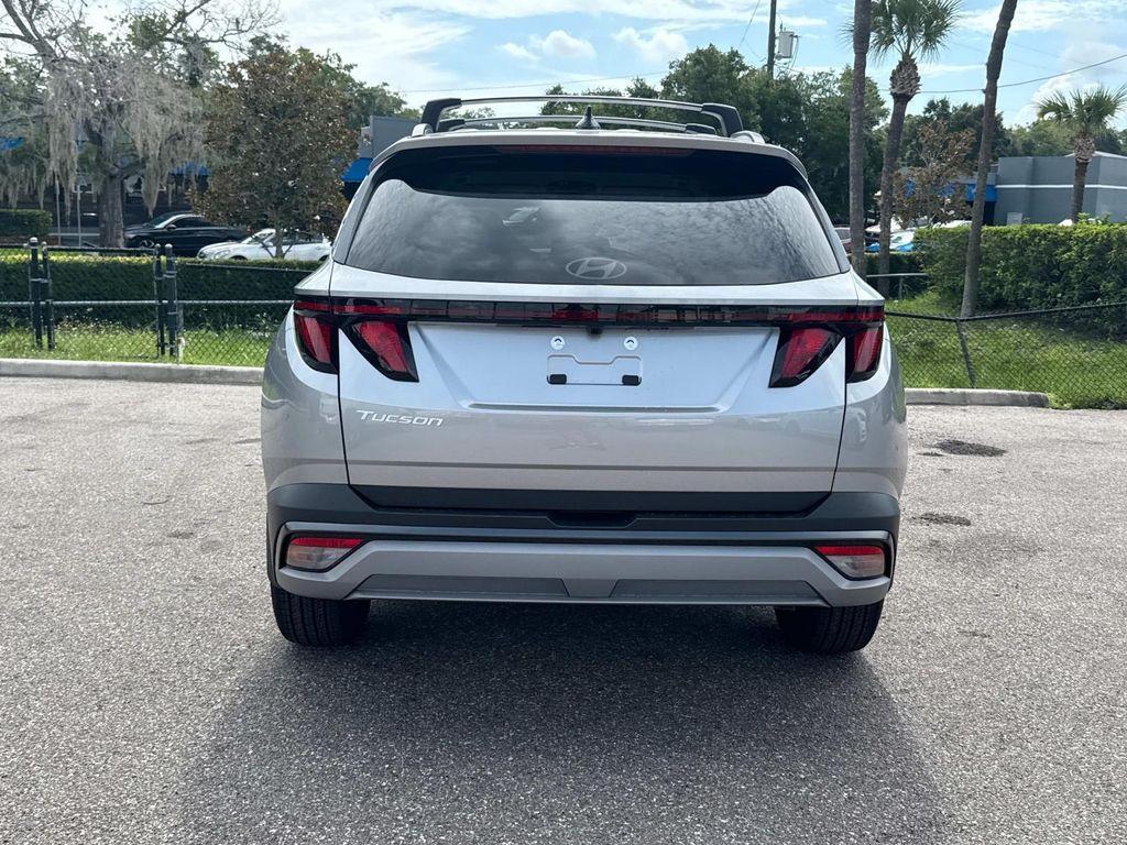 new 2025 Hyundai Tucson car, priced at $28,582