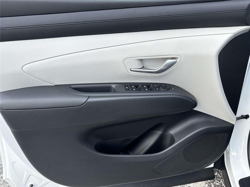 new 2025 Hyundai Tucson car, priced at $27,326