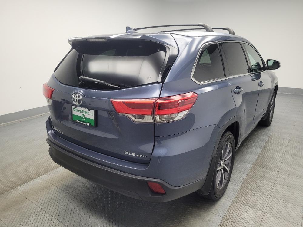 used 2017 Toyota Highlander car, priced at $21,495