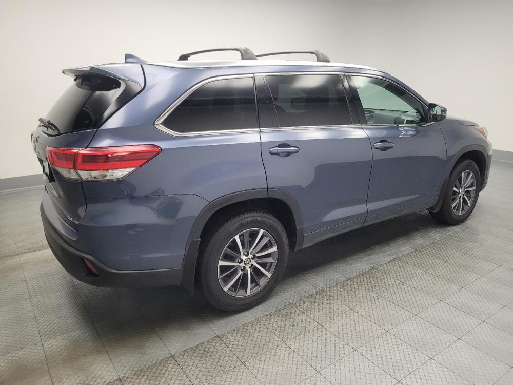 used 2017 Toyota Highlander car, priced at $21,495