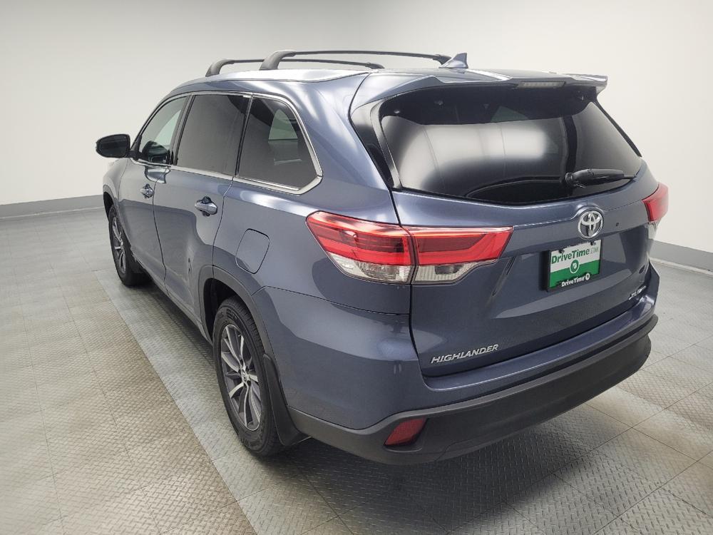 used 2017 Toyota Highlander car, priced at $21,495