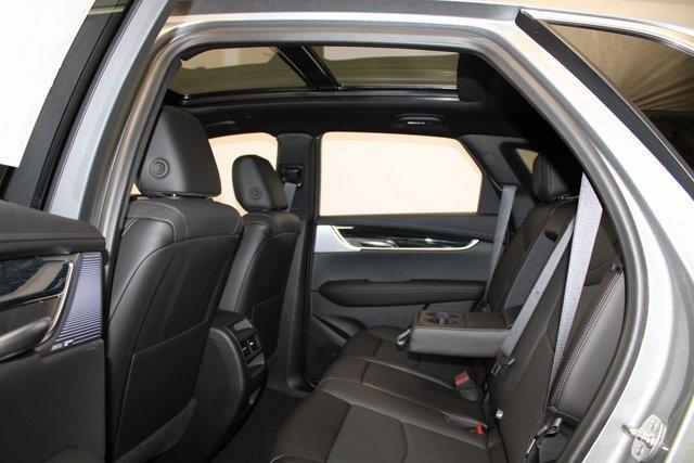 new 2025 Cadillac XT5 car, priced at $53,590