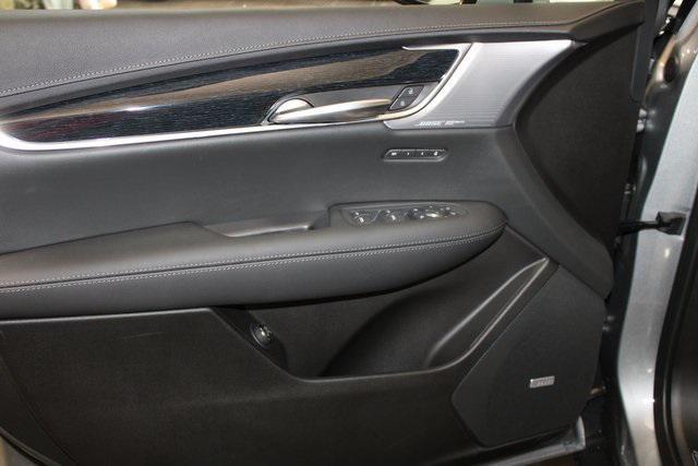new 2025 Cadillac XT5 car, priced at $53,590