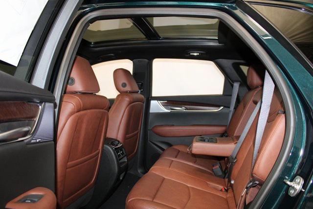 new 2025 Cadillac XT5 car, priced at $60,460