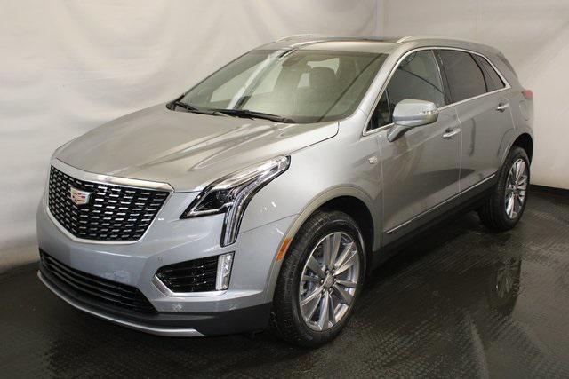 new 2025 Cadillac XT5 car, priced at $52,990