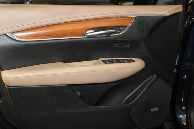 used 2017 Cadillac XT5 car, priced at $19,567