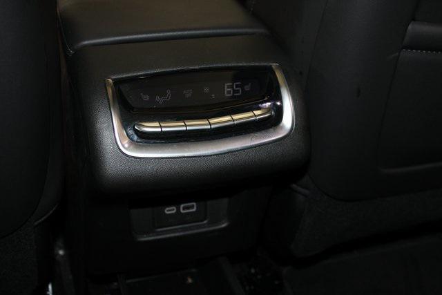 used 2024 Cadillac XT6 car, priced at $46,991