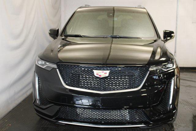 used 2024 Cadillac XT6 car, priced at $46,991