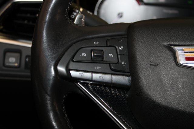 used 2024 Cadillac XT6 car, priced at $46,991