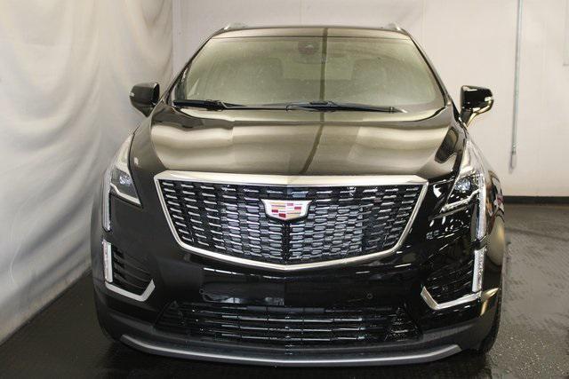 new 2025 Cadillac XT5 car