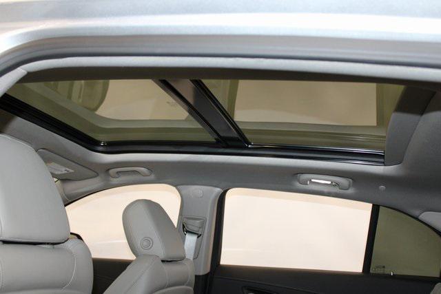 used 2021 Cadillac XT4 car, priced at $25,492