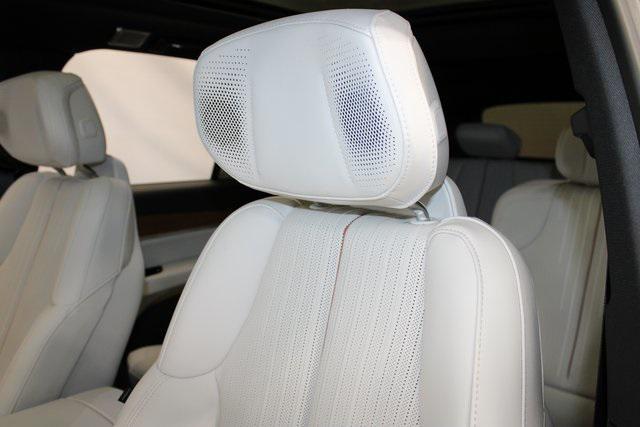 new 2026 Cadillac VISTIQ car, priced at $80,515
