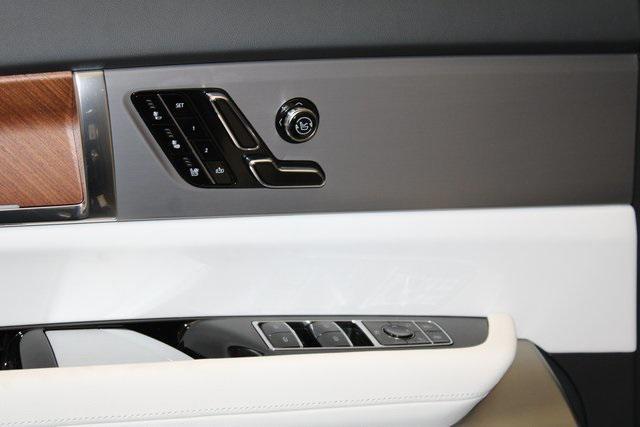 new 2026 Cadillac VISTIQ car, priced at $80,515