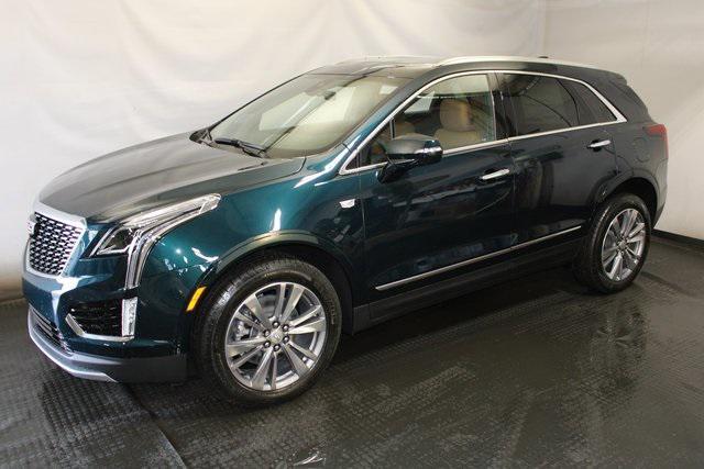 new 2025 Cadillac XT5 car, priced at $54,615