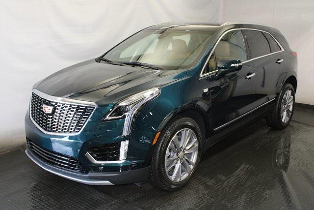 new 2025 Cadillac XT5 car, priced at $54,615