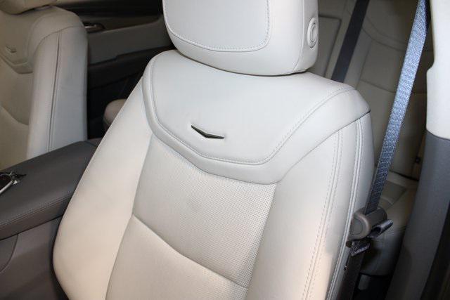 new 2025 Cadillac XT5 car, priced at $54,215