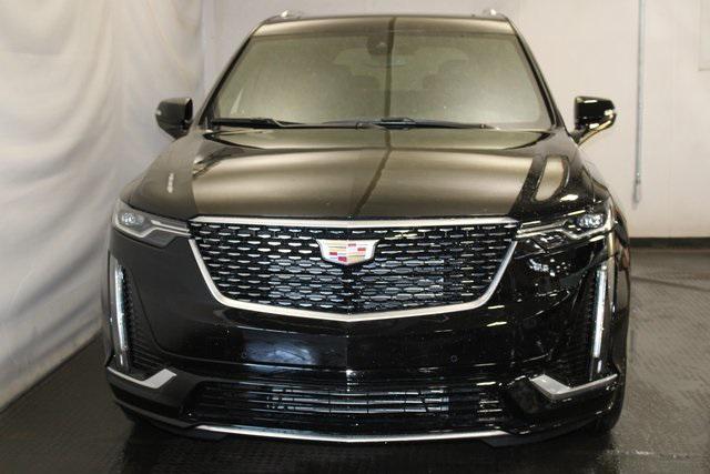 new 2025 Cadillac XT6 car, priced at $58,315