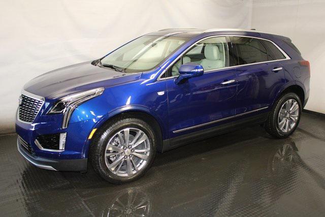 new 2025 Cadillac XT5 car, priced at $54,615