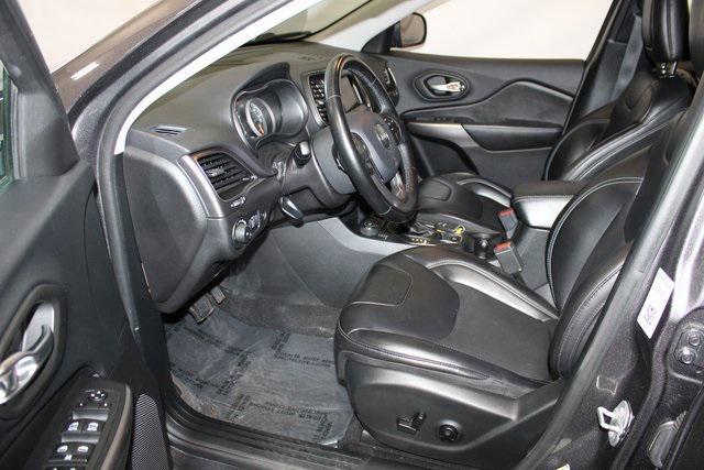 used 2020 Jeep Cherokee car, priced at $15,283