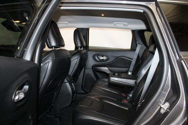 used 2020 Jeep Cherokee car, priced at $15,283