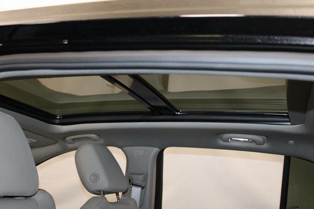 used 2023 Cadillac XT4 car, priced at $27,492