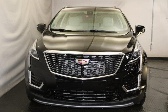 new 2025 Cadillac XT5 car, priced at $54,615