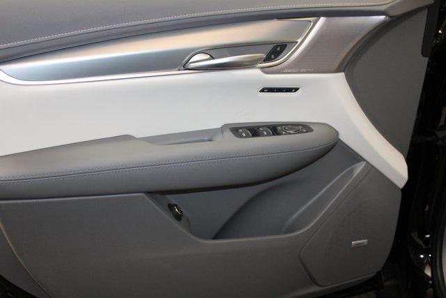 new 2025 Cadillac XT5 car, priced at $54,510