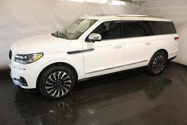 used 2023 Lincoln Navigator car, priced at $75,991
