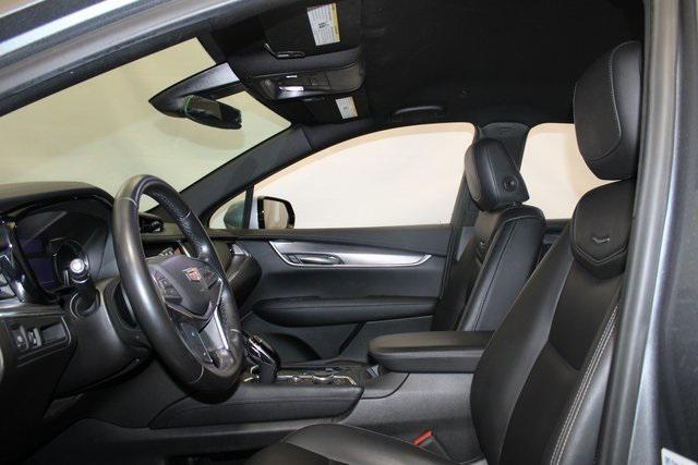 used 2021 Cadillac XT5 car, priced at $23,991