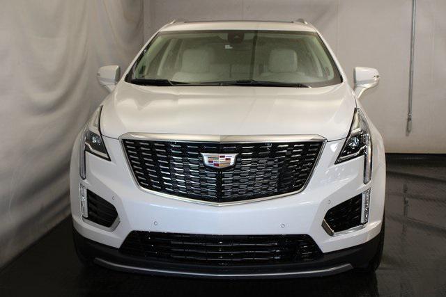 new 2025 Cadillac XT5 car, priced at $55,215