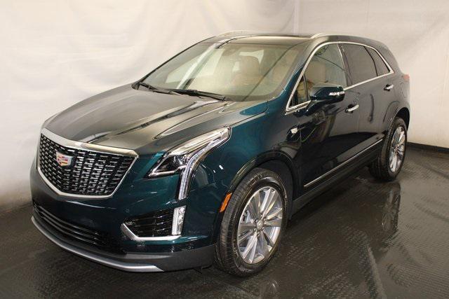 new 2025 Cadillac XT5 car, priced at $54,615