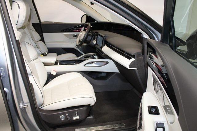 used 2024 Lincoln Nautilus car, priced at $67,991