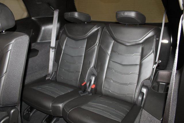 used 2024 Cadillac XT6 car, priced at $52,991