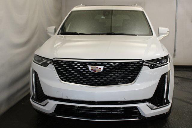 new 2025 Cadillac XT6 car, priced at $58,815