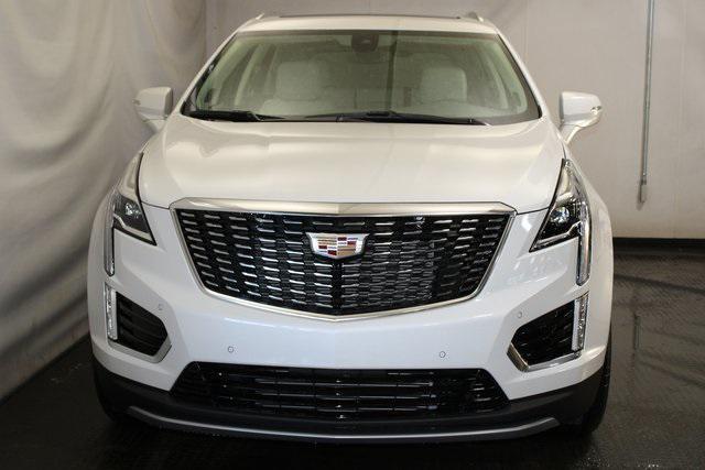 new 2025 Cadillac XT5 car