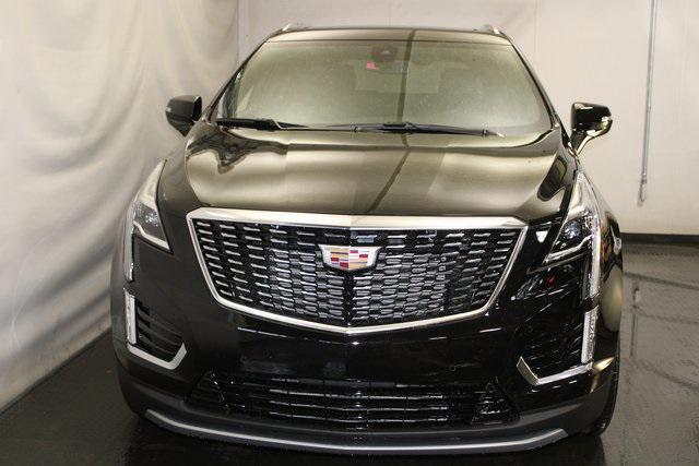 new 2025 Cadillac XT5 car, priced at $54,615