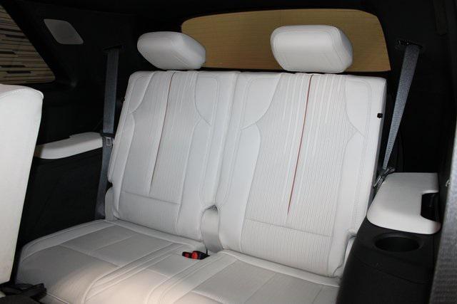 new 2026 Cadillac VISTIQ car, priced at $79,715