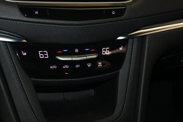 new 2025 Cadillac XT5 car, priced at $45,515
