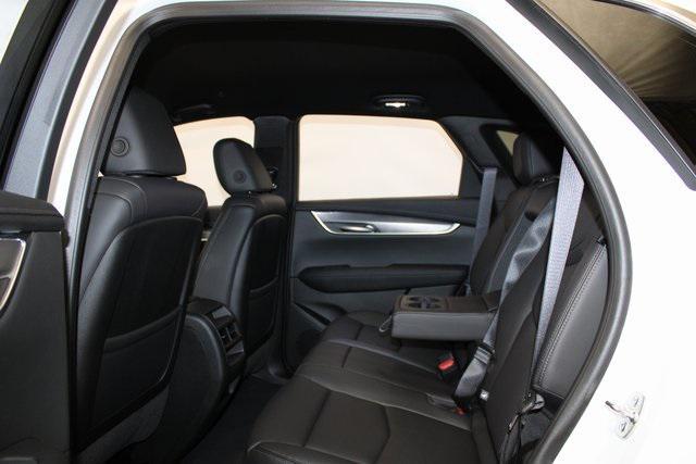 new 2025 Cadillac XT5 car, priced at $45,515