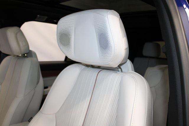 new 2026 Cadillac VISTIQ car, priced at $81,015