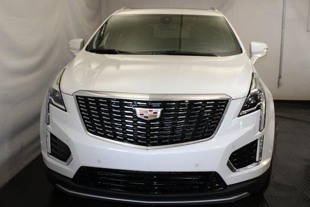 new 2025 Cadillac XT5 car, priced at $56,490