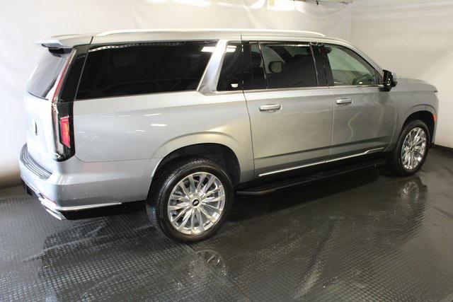 used 2023 Cadillac Escalade ESV car, priced at $71,669