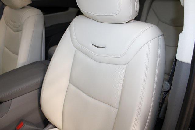 new 2025 Cadillac XT6 car, priced at $58,315