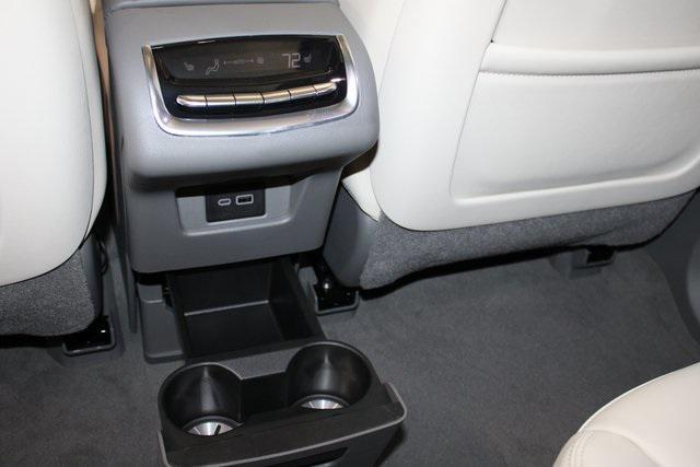 new 2025 Cadillac XT6 car, priced at $58,315