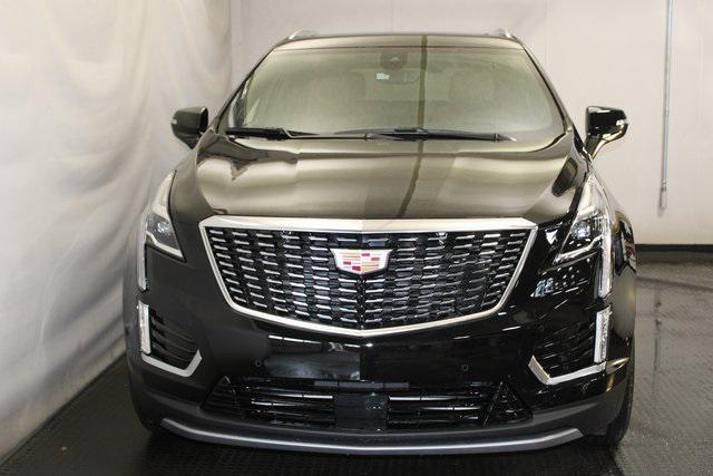 new 2025 Cadillac XT5 car, priced at $58,635