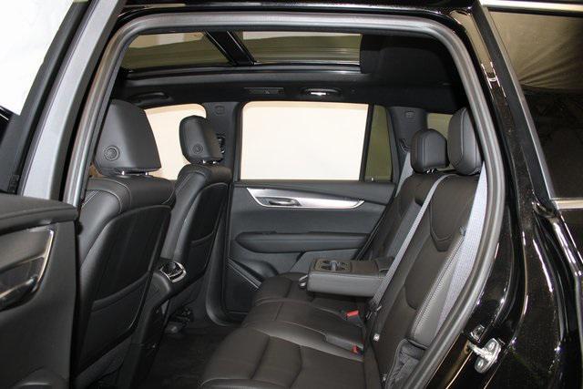 new 2025 Cadillac XT6 car