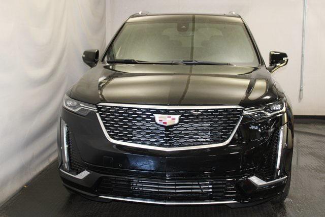 new 2025 Cadillac XT6 car, priced at $58,215