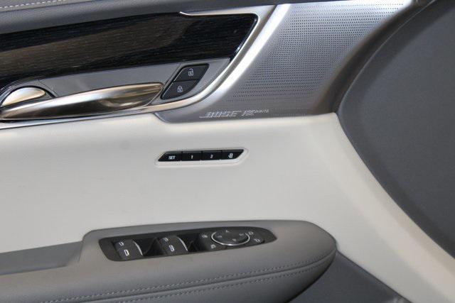 new 2025 Cadillac XT6 car, priced at $57,690