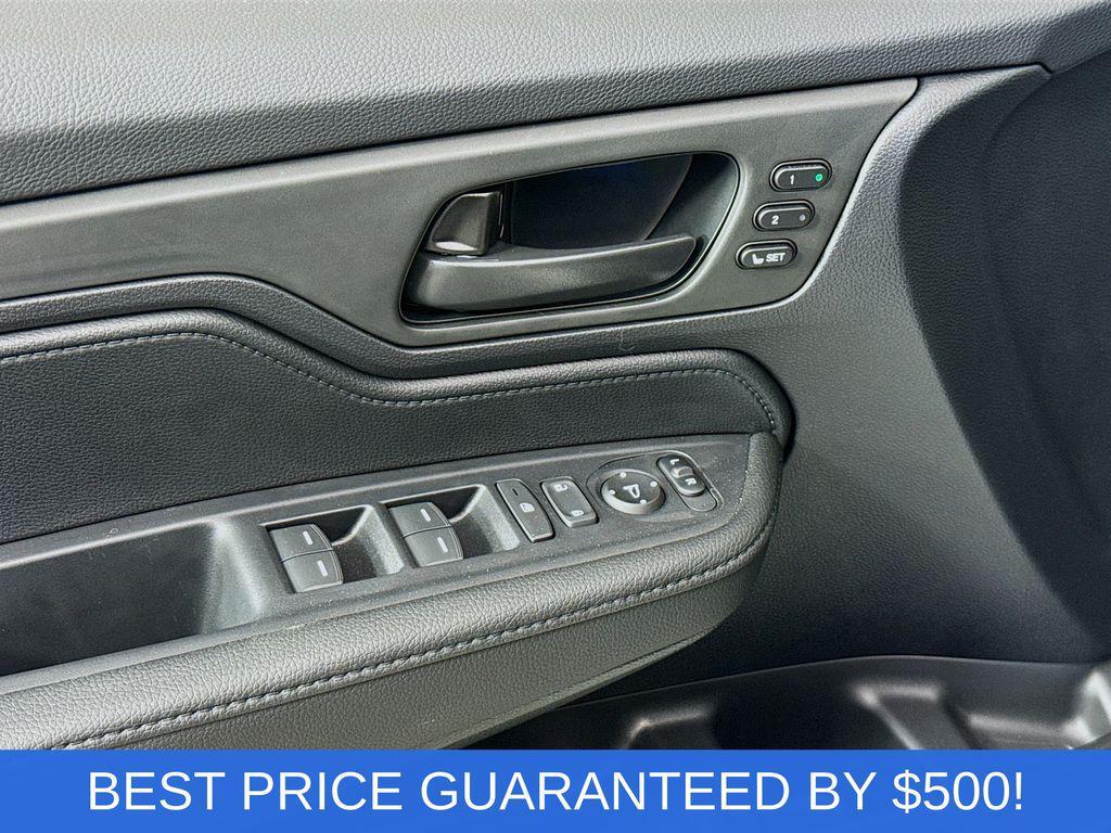 new 2026 Honda Odyssey car, priced at $42,890