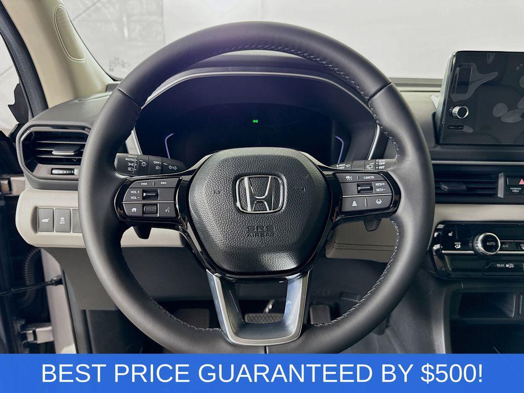 new 2025 Honda Pilot car, priced at $39,074